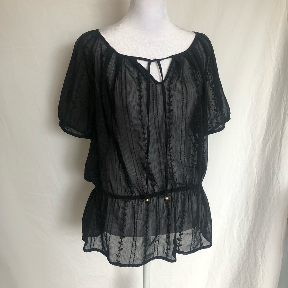 Vintage Guess Women’s Short-Sleeve Peplum Blouse